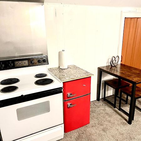 Two Bedroom Villa Studio With Fireplace & Living Room Detroit Exteriör bild